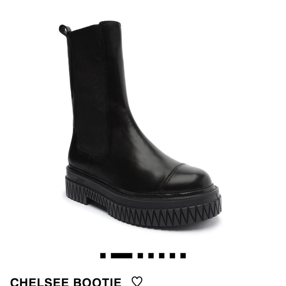 Schultz Black Leather Chelsee moto Boot